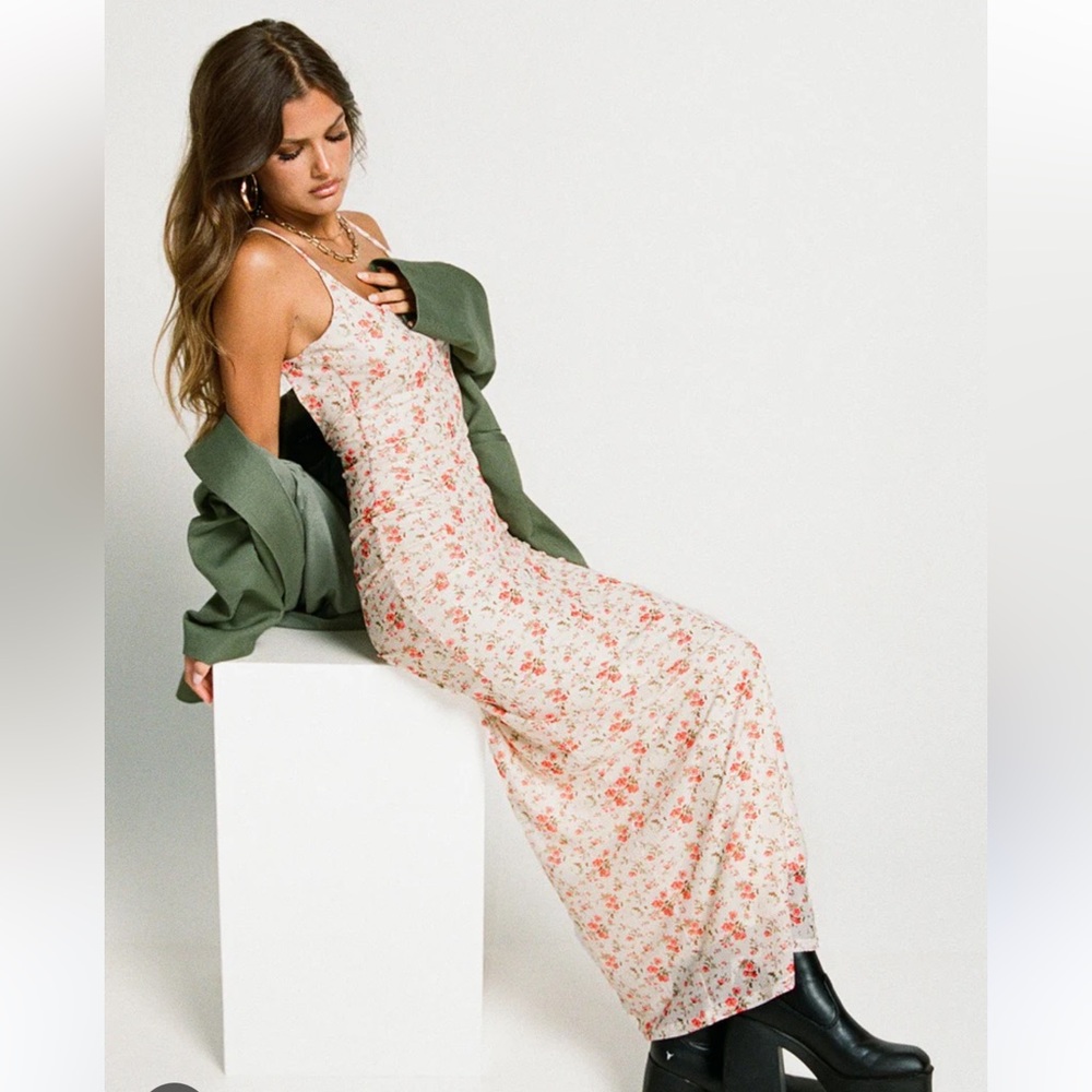 Princess Polly Knox Maxi Dress Beige Floral